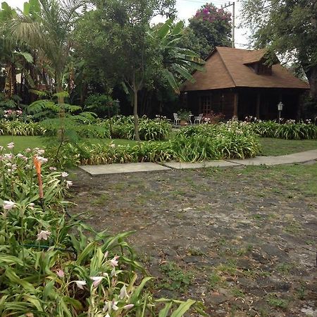 Hacienda San Pedro Hotel Uruapan  Exterior photo